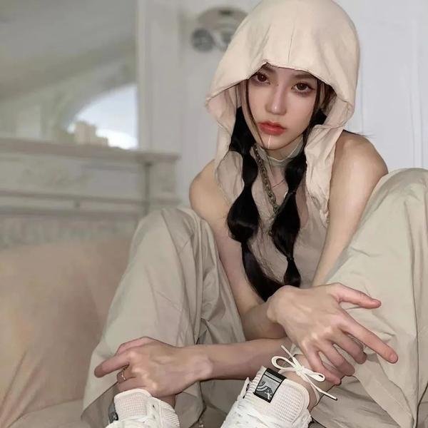 入谜